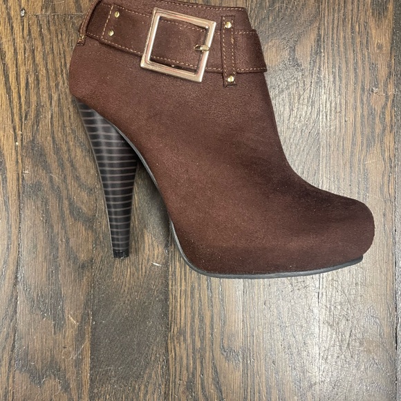 Elegant Brown Michael, Antonio, High Heel Ankle Boots🔥 - Picture 1 of 3